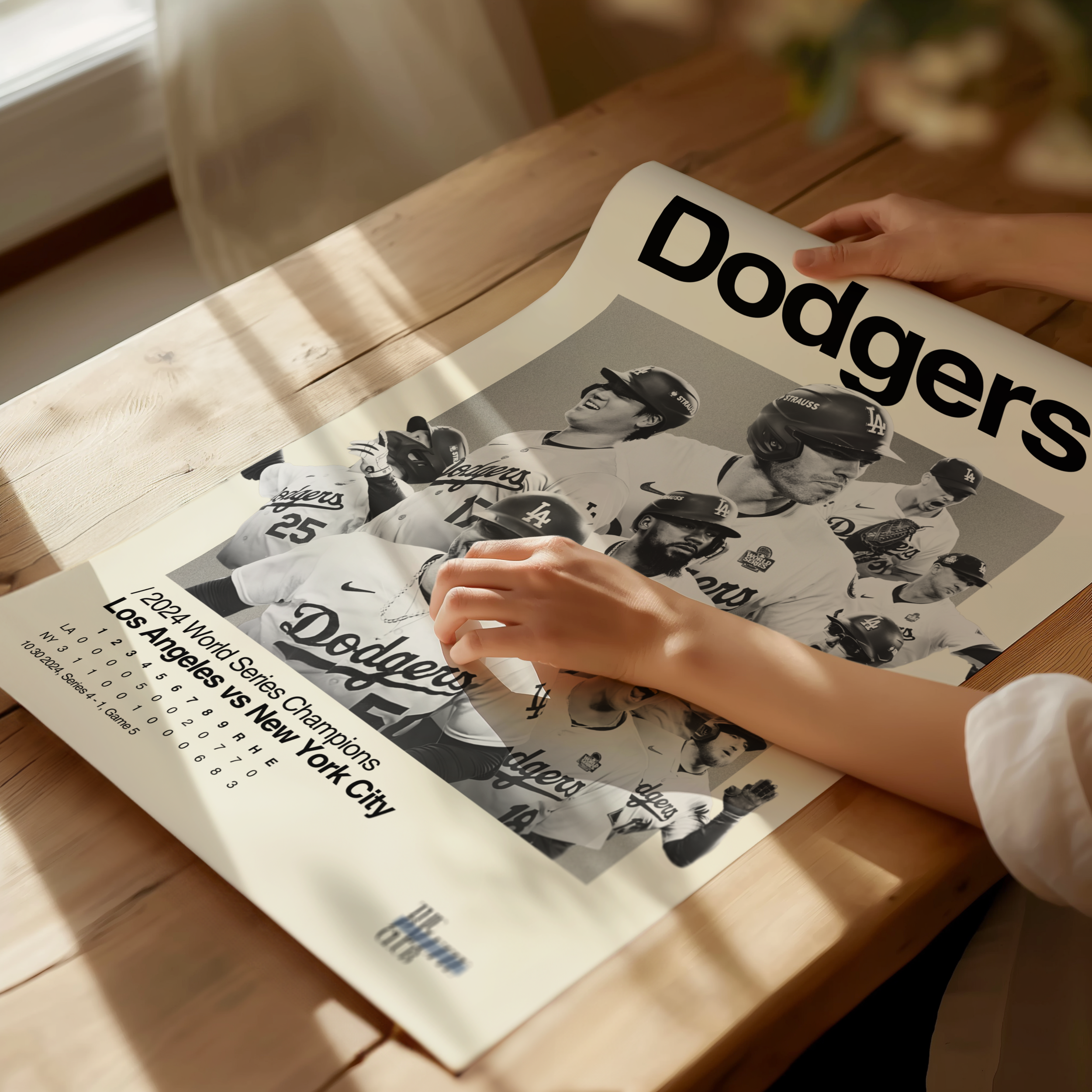 1_00_Hands_Poster_Mockup_1.psd_4.png